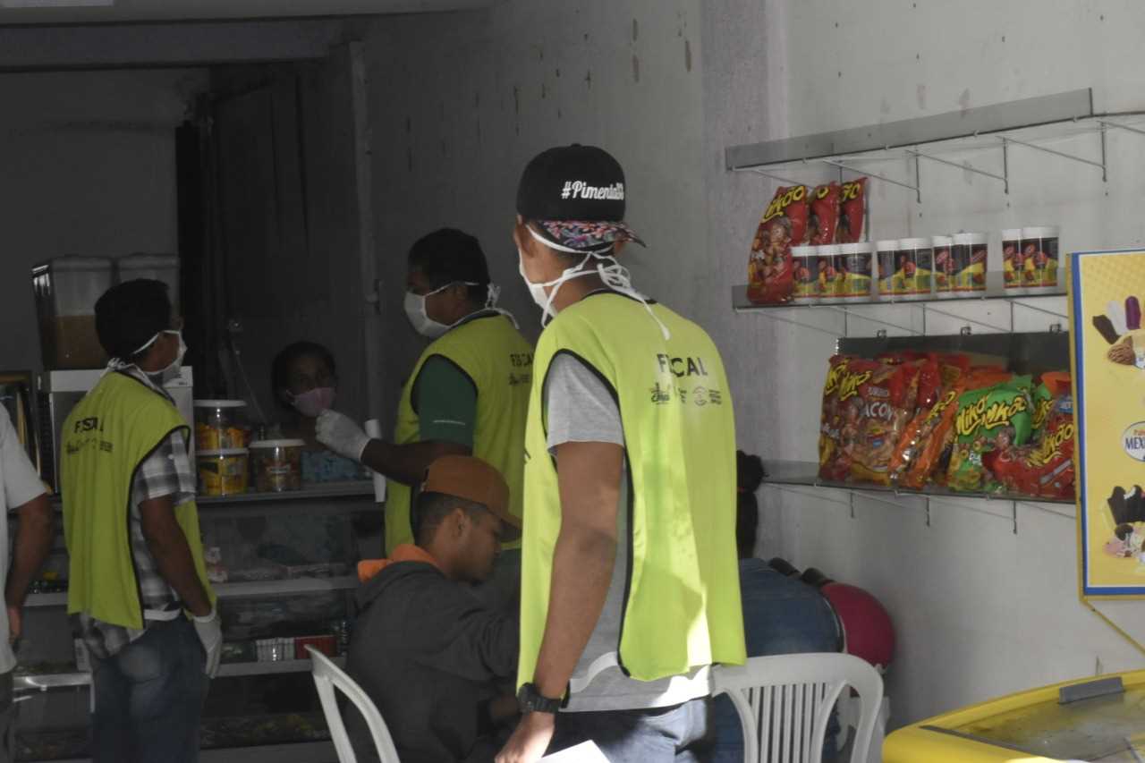 Camacã: Prefeitura contrata equipe para orientar e conter aglomeração no centro da cidade